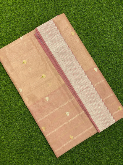 Handwoven banarasi saree by banarasi store