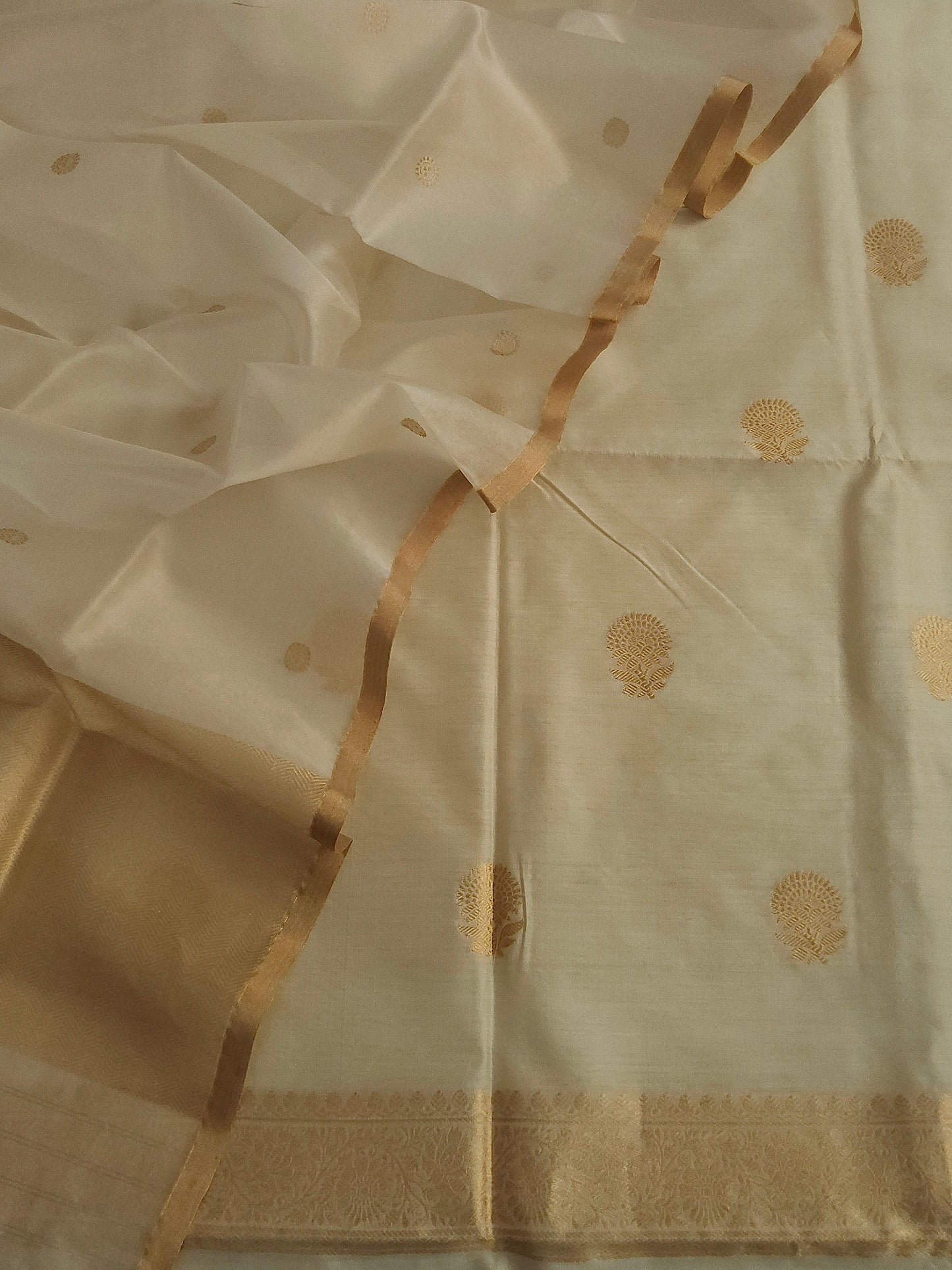 Handloom pure chiniya silk by banarasi store