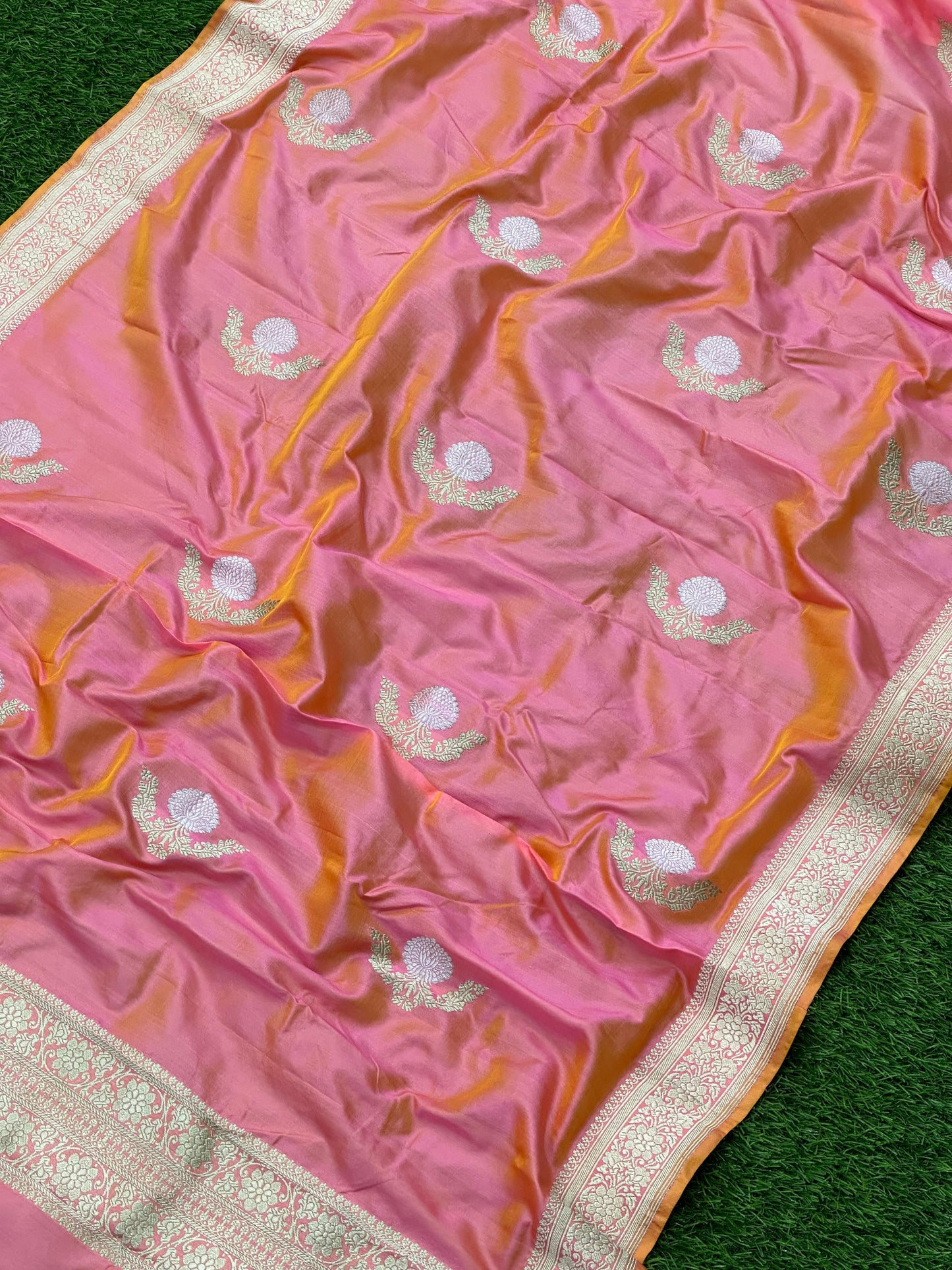 Handloom dupatta by banarasi store