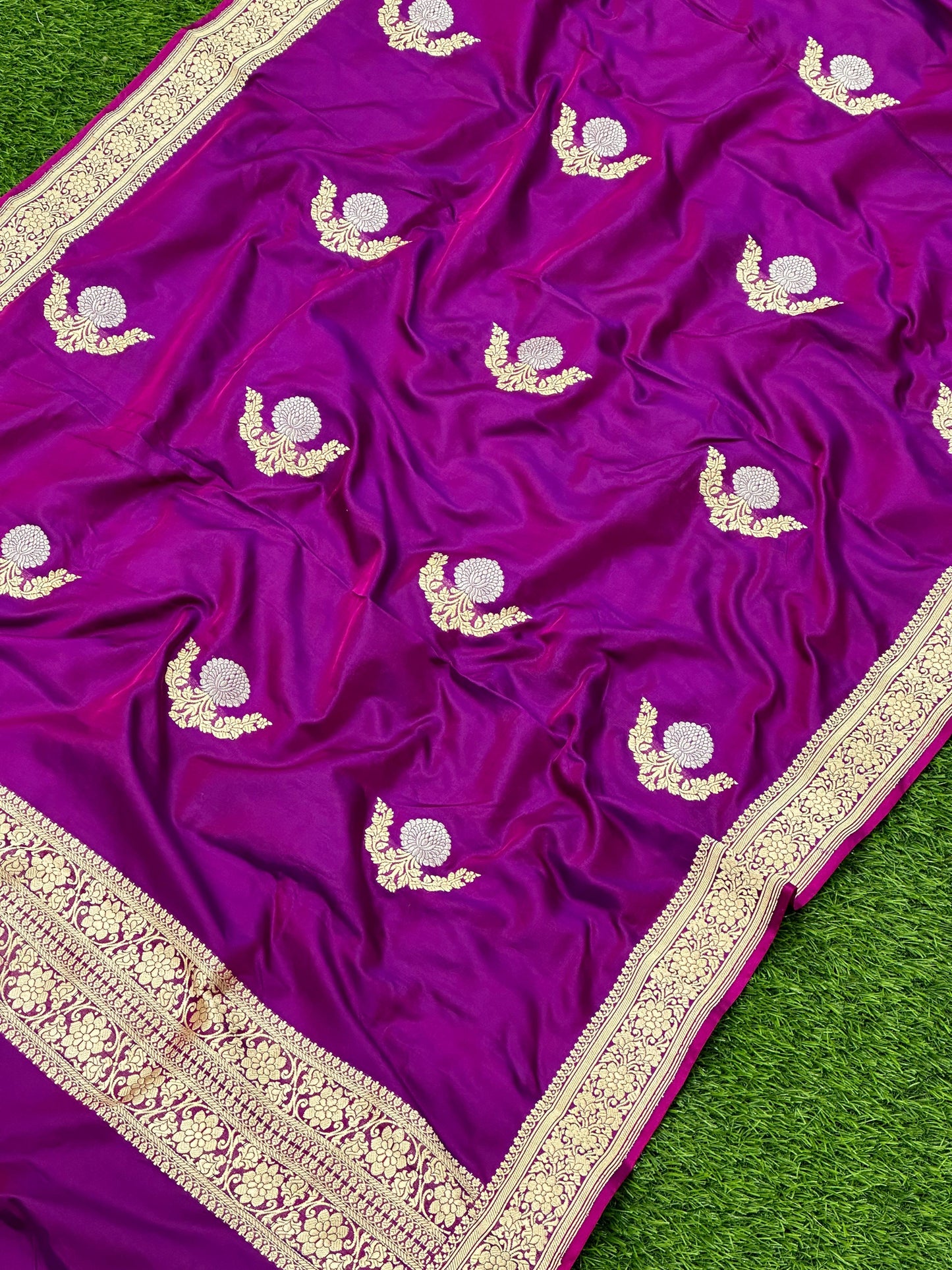 Handloom dupatta by banarasi store