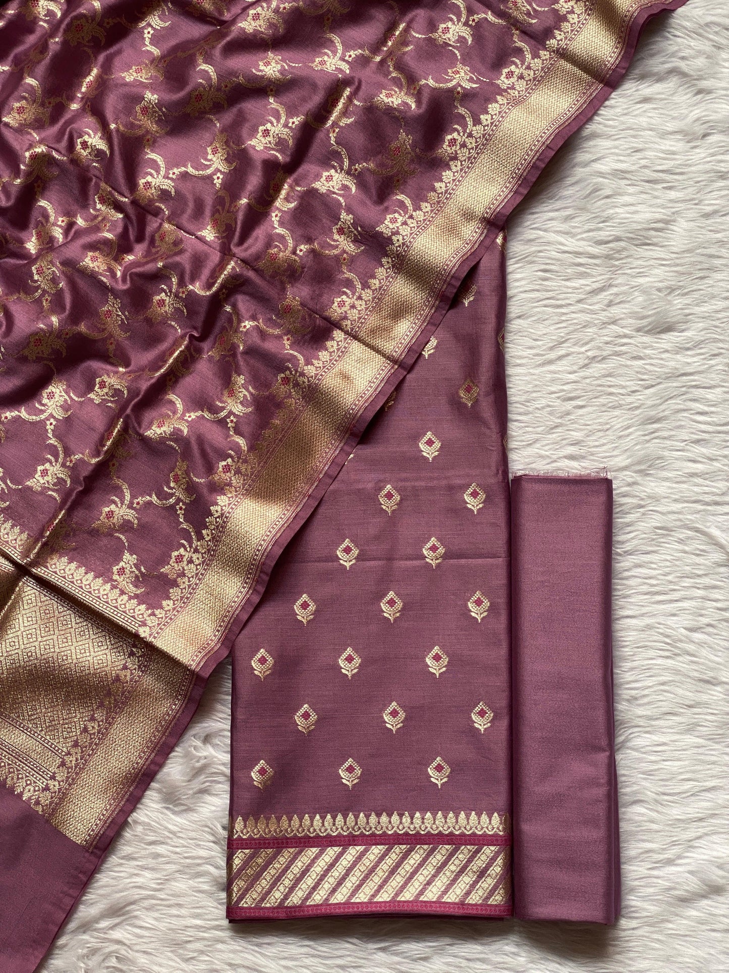 Handloom pure chiniya silk by banarasi store