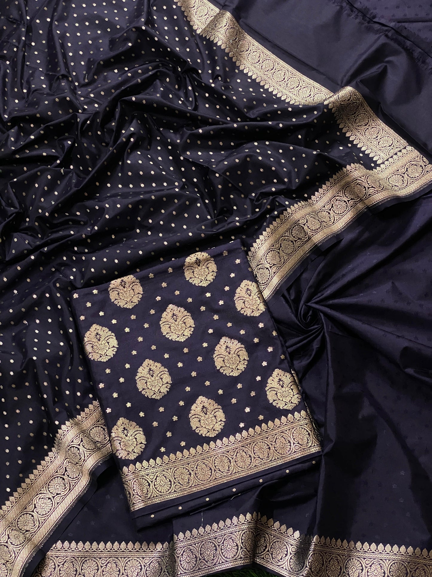 Banarasi katan suit by banarasi store