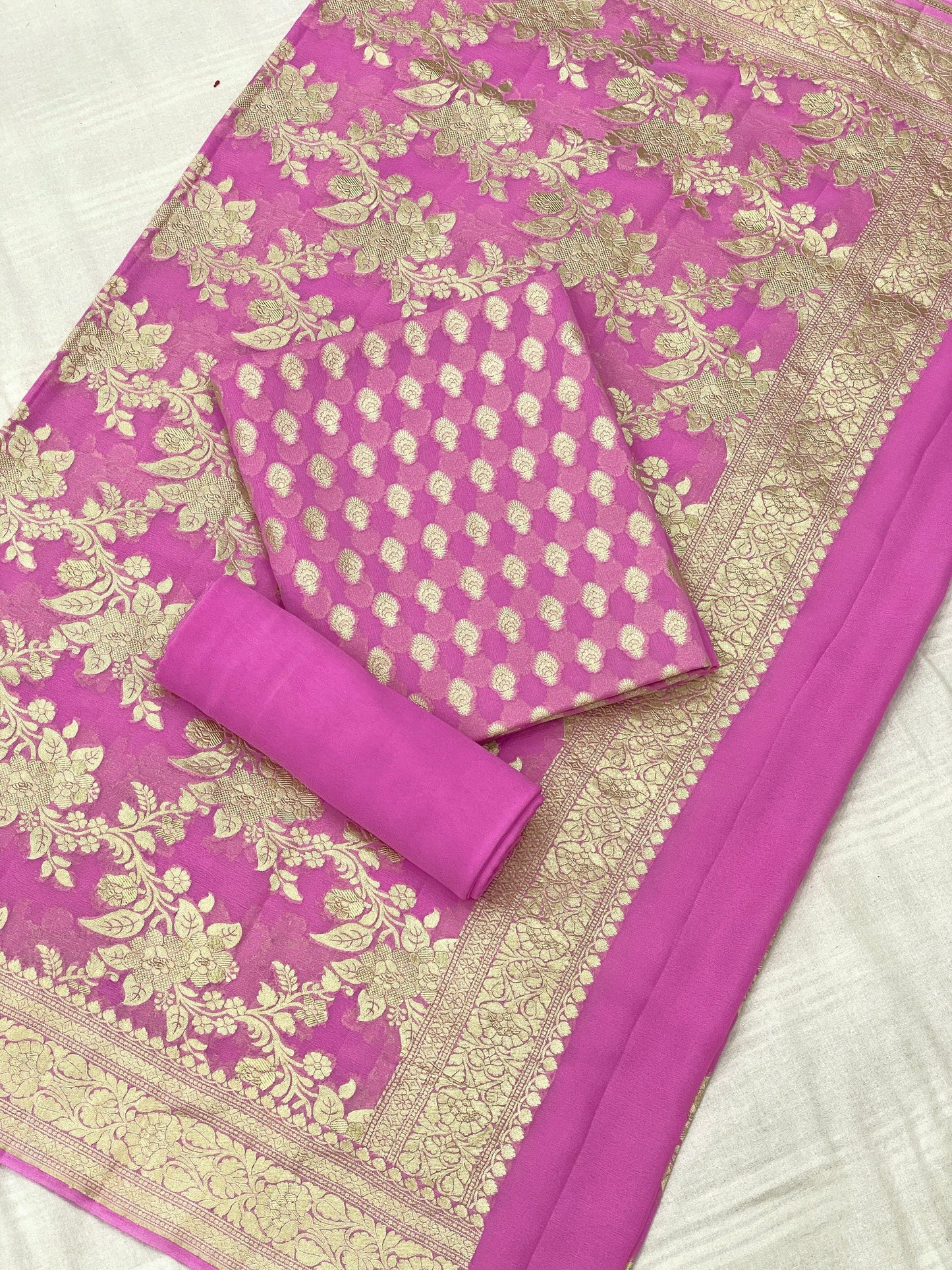 KHADDI GEORGETTE X BANARASI STORE